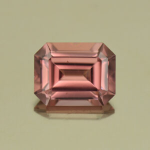 RoseZircon eme cut 9.0x7.0mm 3.51cts H zn5139