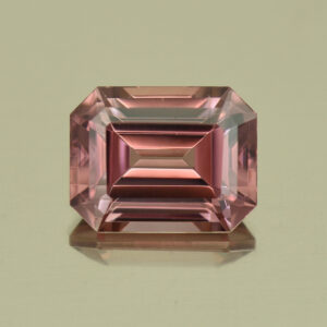 RoseZircon eme cut 9.5x7.4mm 4.40cts H zn5147 SOLD