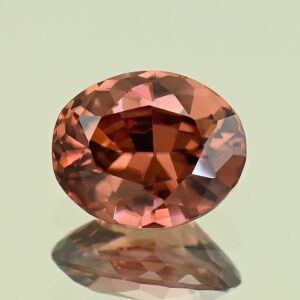 RoseZircon oval 9.8x8.0mm 3.71cts H zn8205