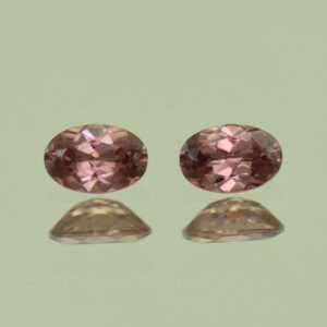 RoseZircon oval pair 6.0x4.0mm 1.25cts H zn6914