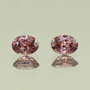 RoseZircon oval pair 7.5x5.5mm 3.04cts H zn7868
