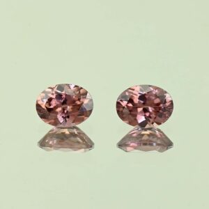 RoseZircon oval pair 8.0x6.0mm 3.84cts H zn3062