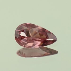 RoseZircon pear 10.6x6.1mm 1.64cts H zn7268