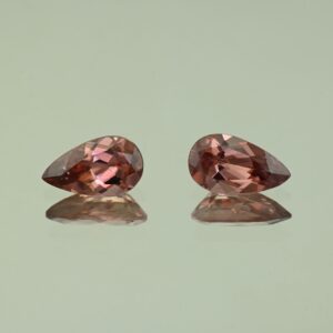 RoseZircon pear pair 10.5x6.1mm 4.65cts H zn7271 scaled 1