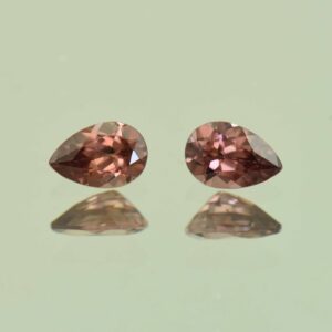 RoseZircon pear pair 6.0x4.0mm 1.18cts H zn6927