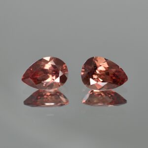 RoseZircon pearshape pair 10.5x7.5mm 6.26cts zn737