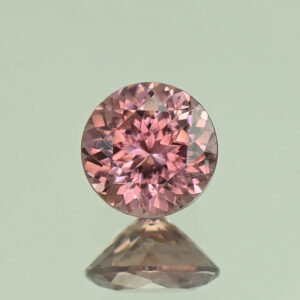 RoseZircon round 6.4mm 1.45cts H zn7276