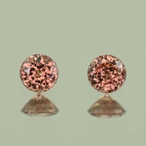 RoseZircon round pair 4.5mm 1.00cts H zn7658