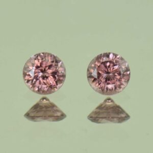 RoseZircon round pair 4.5mm 1.01cts H zn6946