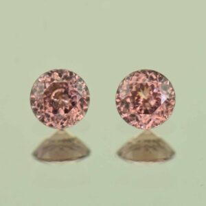 RoseZircon round pair 4.5mm 1.02cts H zn6949