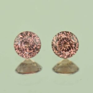 RoseZircon round pair 4.5mm 1.03cts H zn6950