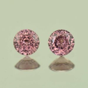 RoseZircon round pair 4.5mm 1.03cts H zn6951