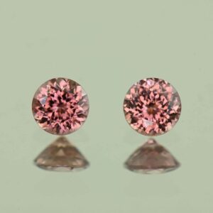 RoseZircon round pair 4.5mm 1.05cts H zn7661