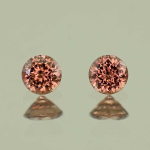 RoseZircon round pair 4.5mm 1.07cts H zn7666