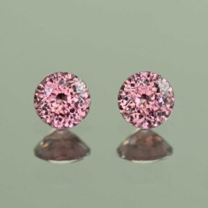 RoseZircon round pair 4.5mm 1.12cts H zn7197