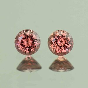 RoseZircon round pair 4.5mm 1.13cts H zn4061