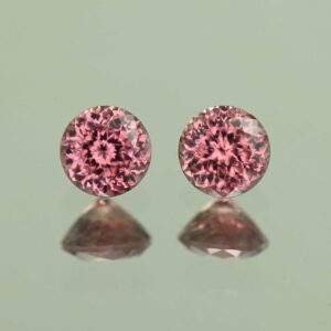 RoseZircon round pair 4.5mm 1.21cts H zn7200