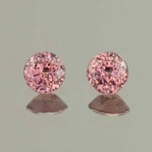 RoseZircon round pair 5.5mm 1.85cts H zn5739