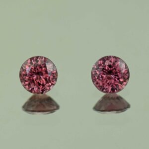RoseZircon round pair 5.5mm 1.91cts H zn4645