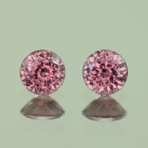 RoseZircon round pair 5.5mm 1.91cts H zn6157