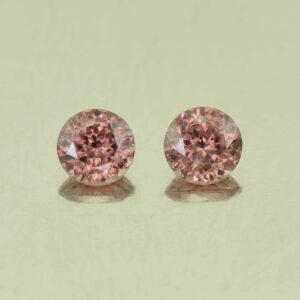 RoseZircon round pair 5.5mm 1.93cts H zn6161