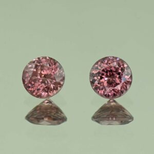 RoseZircon round pair 5.5mm 1.97cts H zn4882
