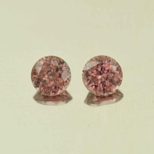 RoseZircon round pair 5.5mm 2.05cts H zn5556