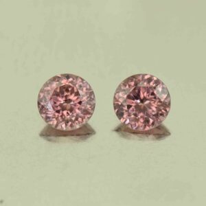 RoseZircon round pair 5.9mm 2.17cts H zn6025