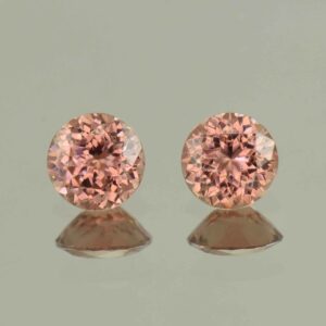 RoseZircon round pair 6.0mm 2.33cts H zn5750