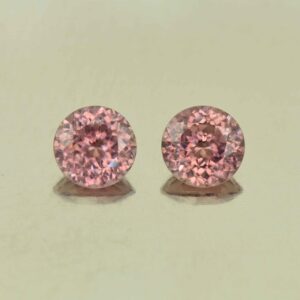 RoseZircon round pair 6.0mm 2.33cts H zn6034