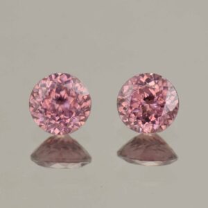 RoseZircon round pair 6.0mm 2.42cts H zn5761