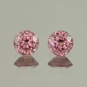 RoseZircon round pair 6.0mm 2.48cts H zn5771