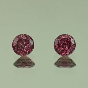 RoseZircon round pair 6.0mm 2.57cts H zn4897