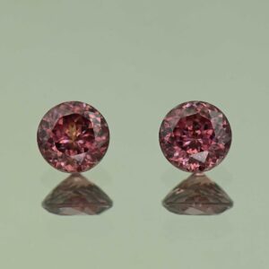 RoseZircon round pair 6.0mm 2.60cts H zn4899