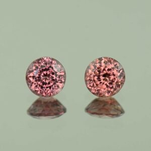 RoseZircon round pair 6.0mm 2.70cts H zn3488