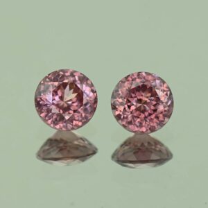RoseZircon round pair 6.5mm 3.08cts H zn6099