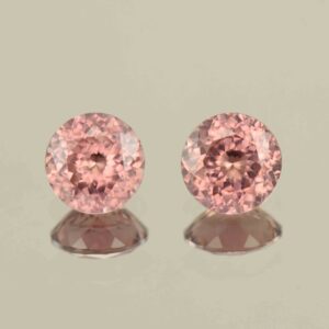 RoseZircon round pair 6.9mm 3.74cts H zn6120