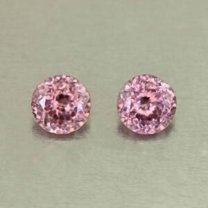 RoseZircon round pair 7.0mm 3.72cts H zn8246