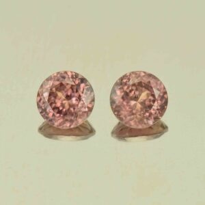 RoseZircon round pair 7.0mm 3.82cts H zn6128 scaled 1