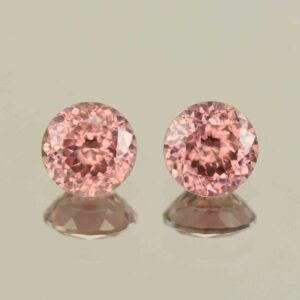RoseZircon round pair 7.0mm 3.92cts H zn6133