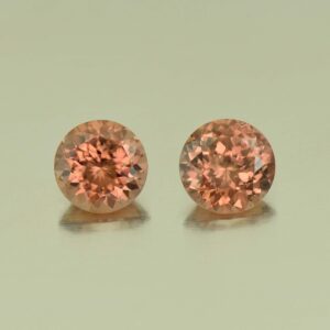 RoseZircon round pair 7.1mm 3.63cts H zn3039