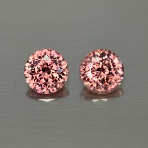 RoseZircon round pair 8.0mm 5.98cts H zn3525