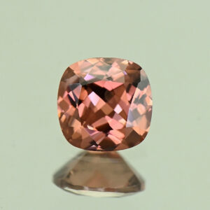 RoseZircon sq cush 5.5mm 0.99cts H zn7285