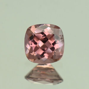 RoseZircon sq cush 6.0mm 1.41cts H zn7286