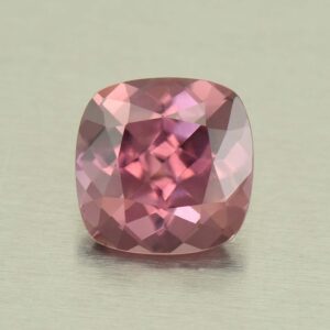 RoseZircon sq cush 8.0mm 3.11cts H zn5478