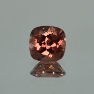 RoseZircon sq cush 8.0mm 3.43cts