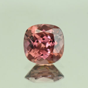 RoseZircon sq cush 9.0mm 4.31cts H zn7289