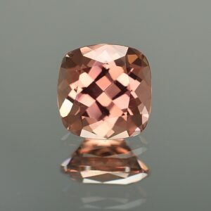 RoseZircon sq cush 9.0mm 5.02cts zn3207