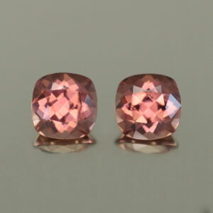 RoseZircon sq cush pair 8.0mm 6.77cts H zn4341