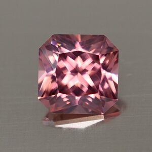RoseZircon sq rad 6.5mm 1.89cts zn4422 1